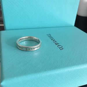 💚TIFFANY & CO. 1837 RING IN SILVER